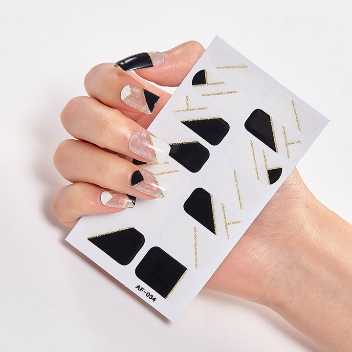 Minimalist Nail Set Nails Art.