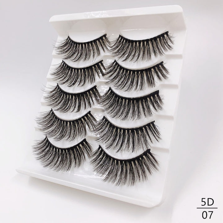 Fluffy Natural False Eyelashes 5D07